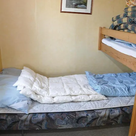 Three-bedroom In Feriehus